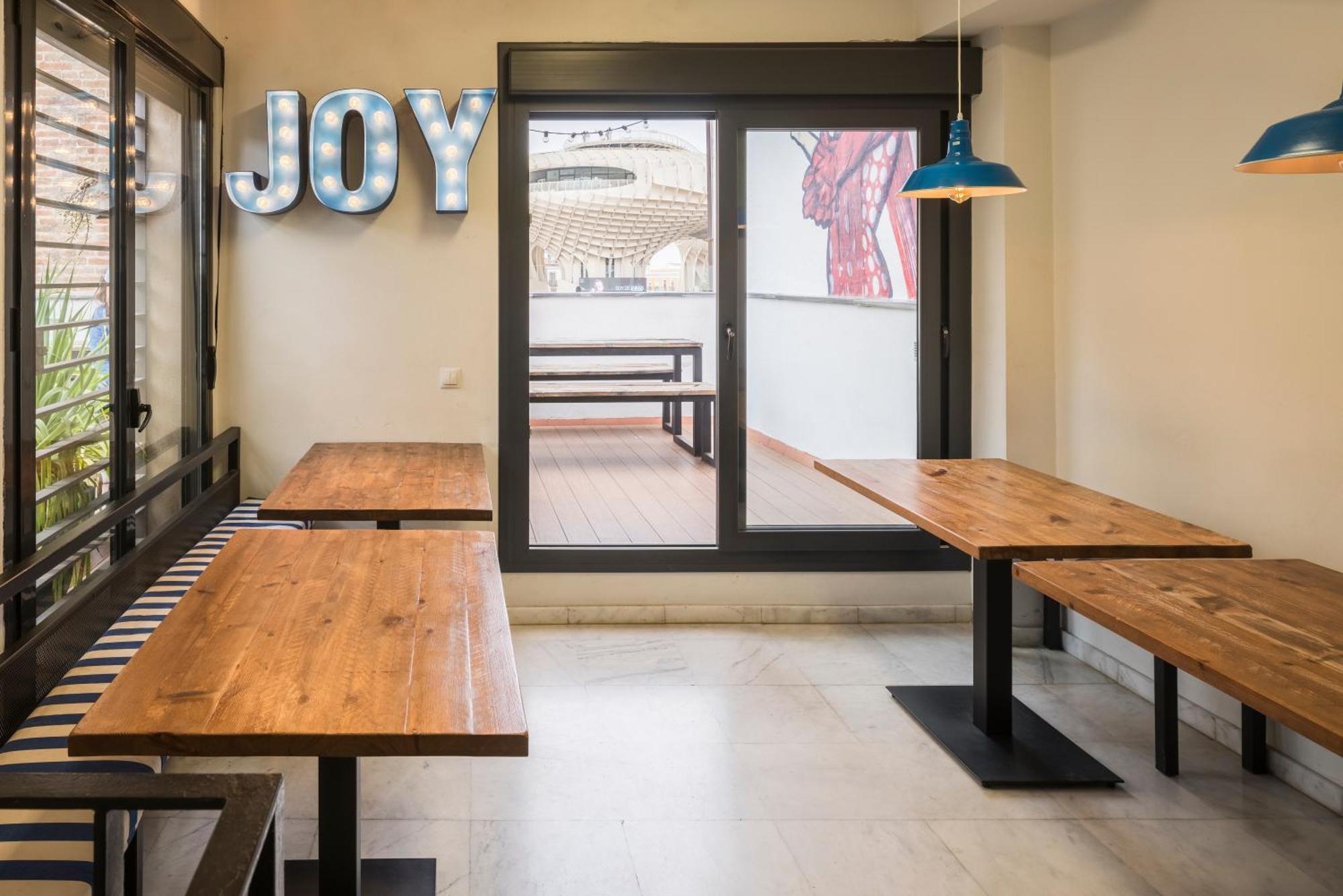Хостел Joy Setas Coworking Севилья Экстерьер фото
